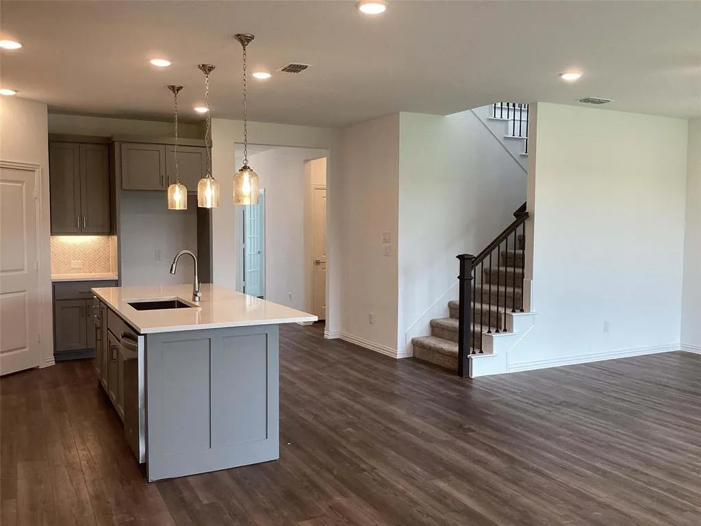 2208 Wheatgrass Way