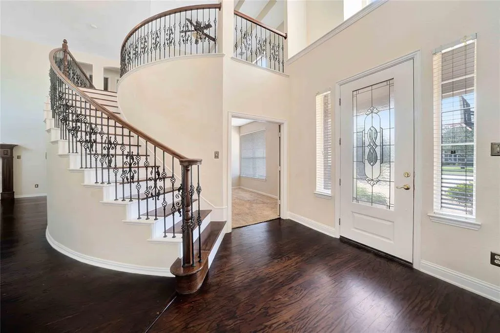 2021 Country Brook Lane