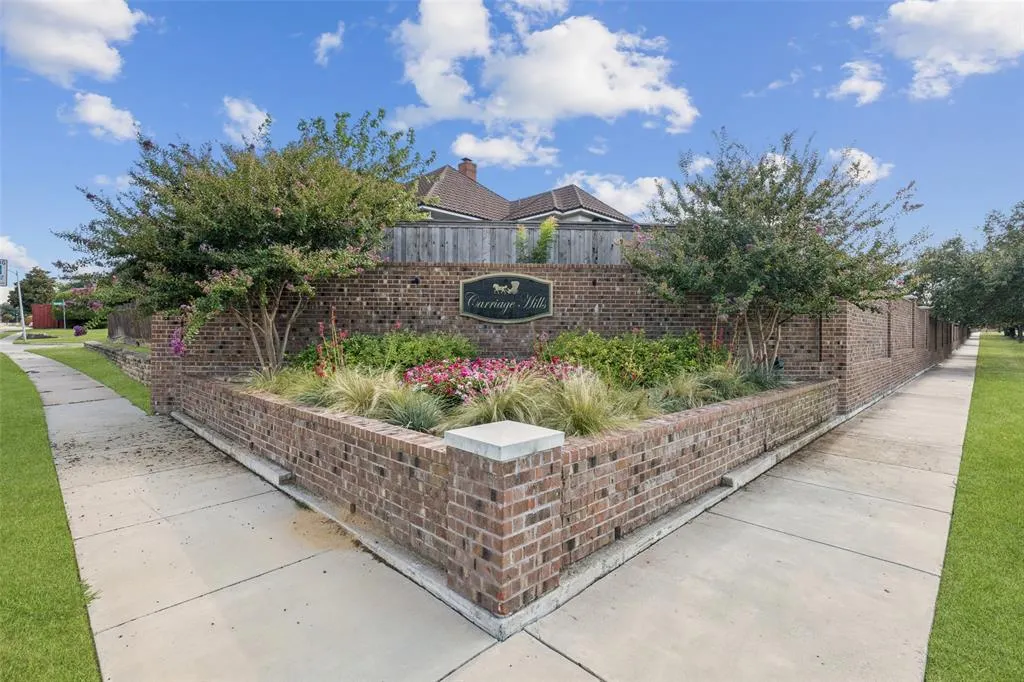 5304 Brouette Court