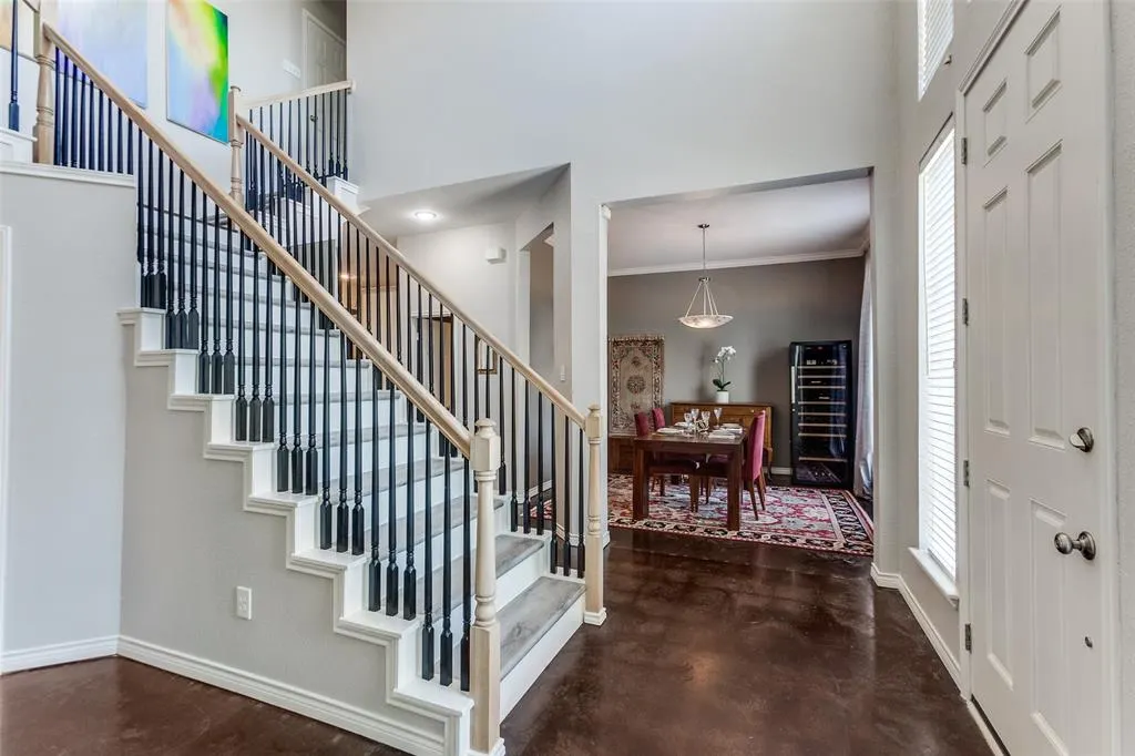 2704 Carnation Drive