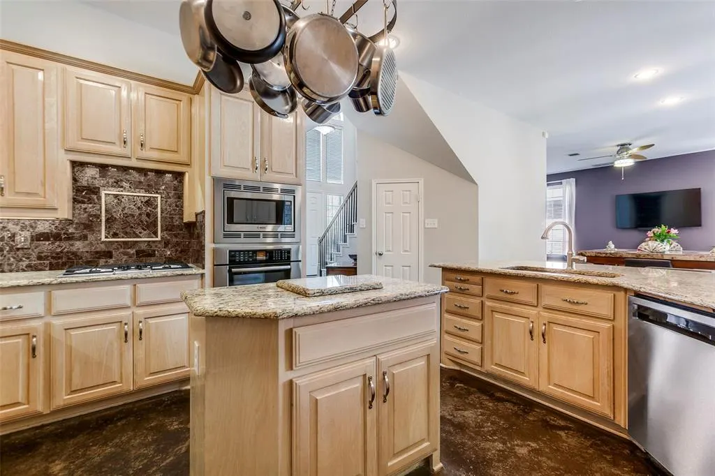 2704 Carnation Drive