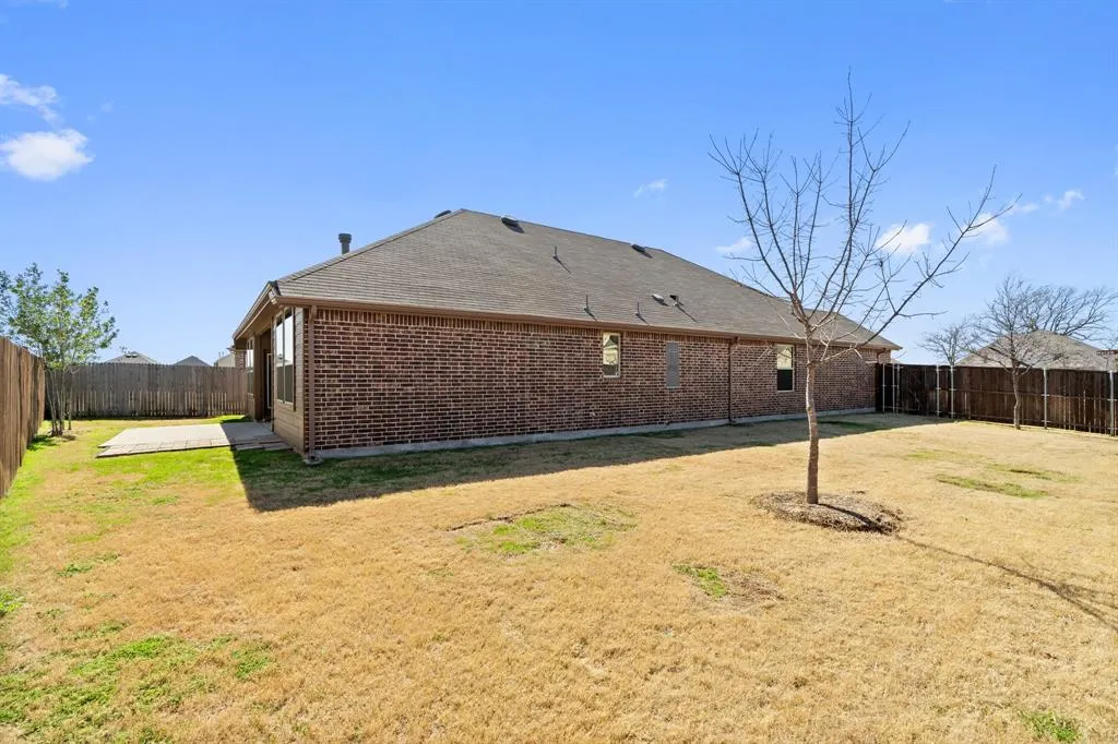 1401 Macaw Court