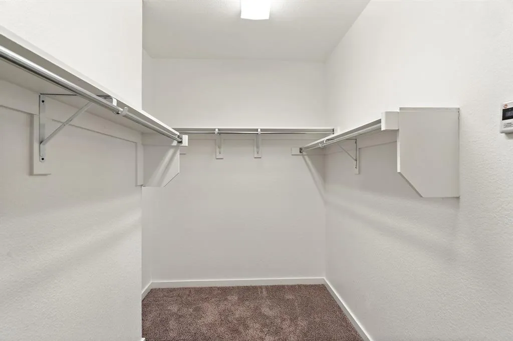 1401 Macaw Court