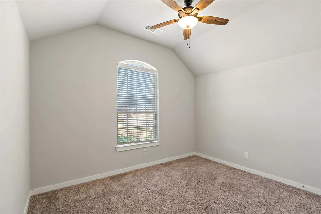 1401 Macaw Court