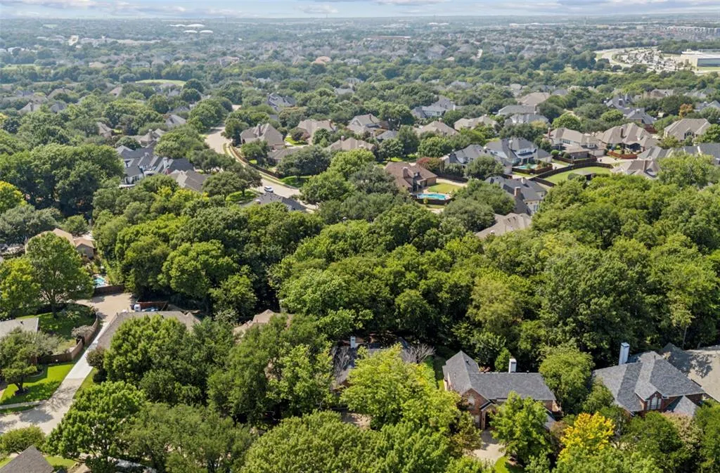 815 Rolling Meadows Court