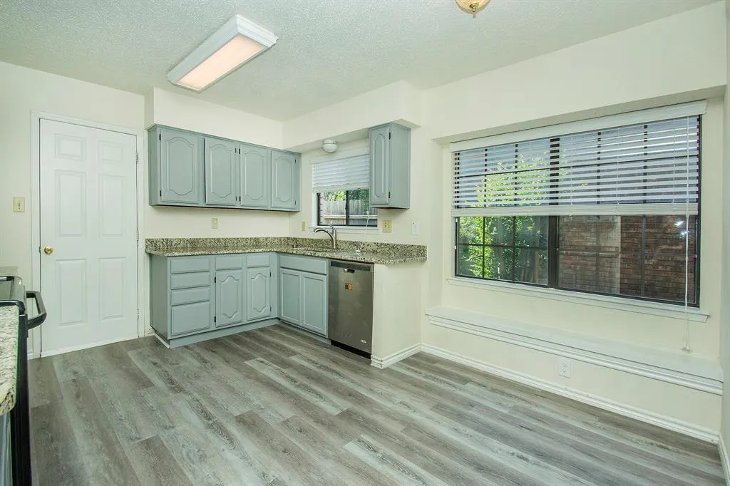 7817 Steppington