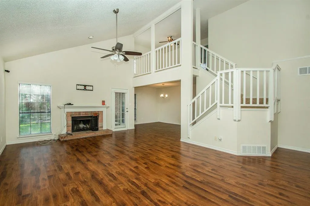 7817 Steppington