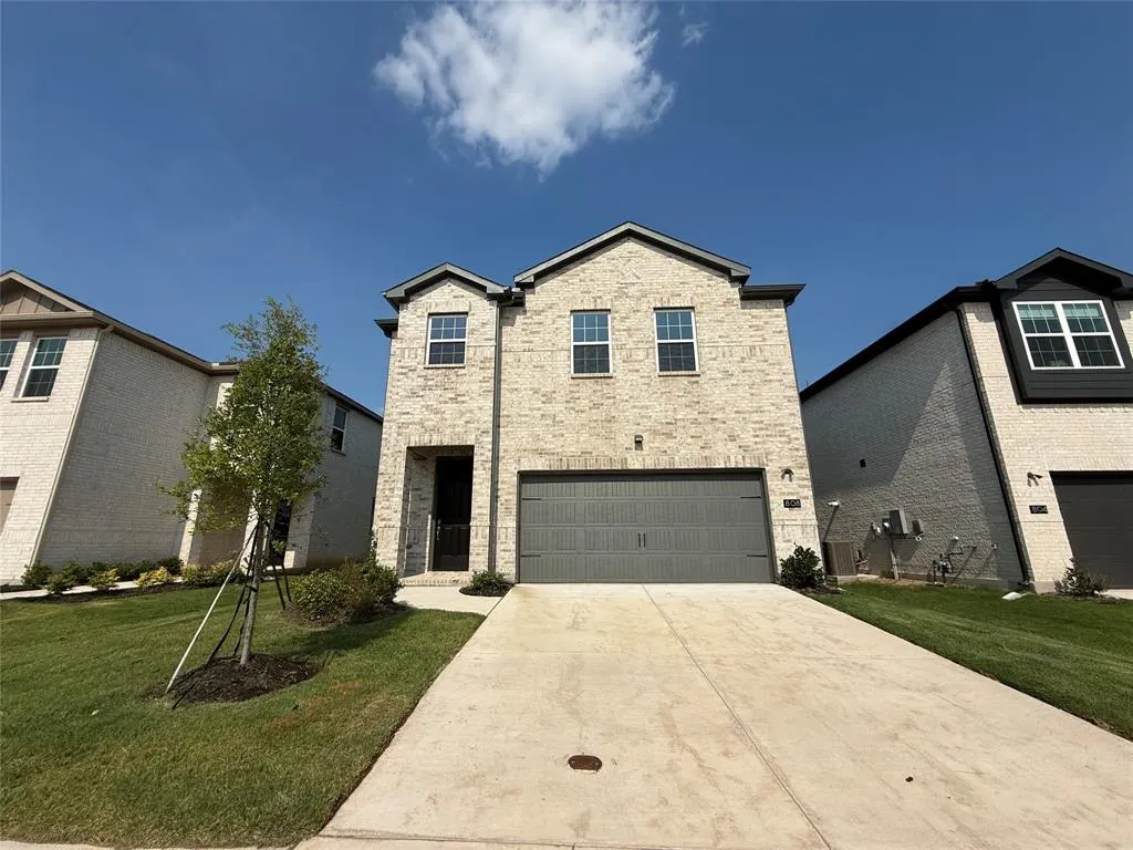 808 Santa Lucia Drive