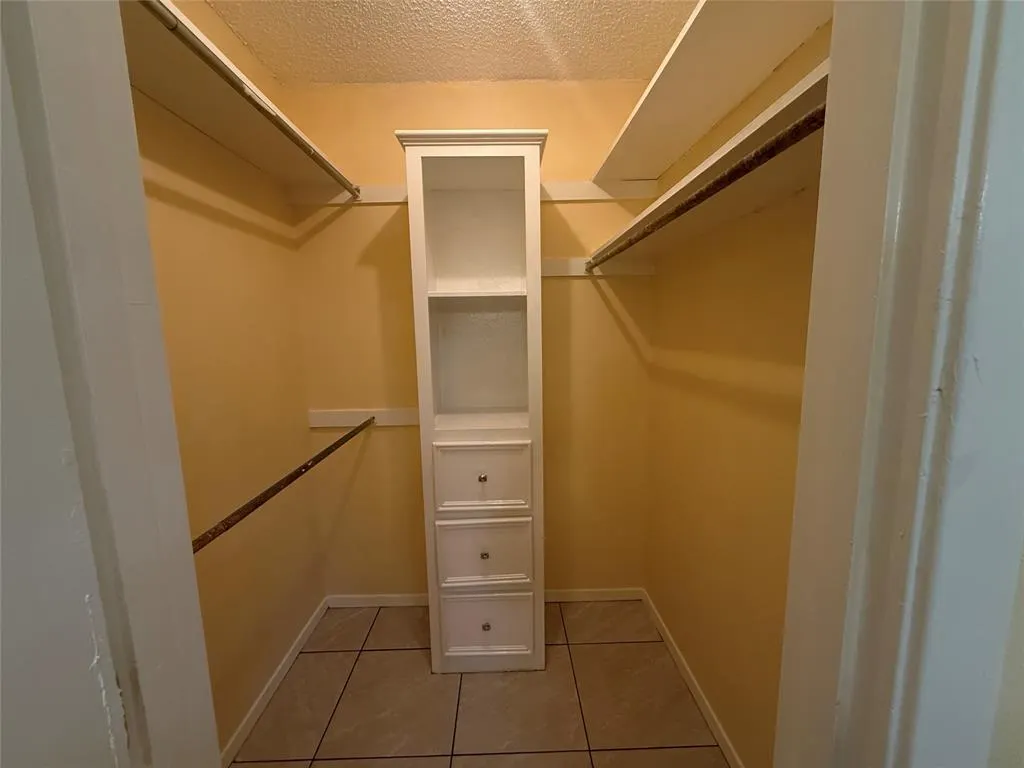 326 Candlewood Place, #324