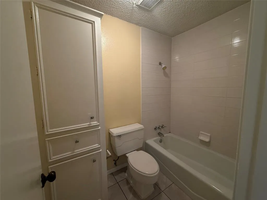 326 Candlewood Place, #324