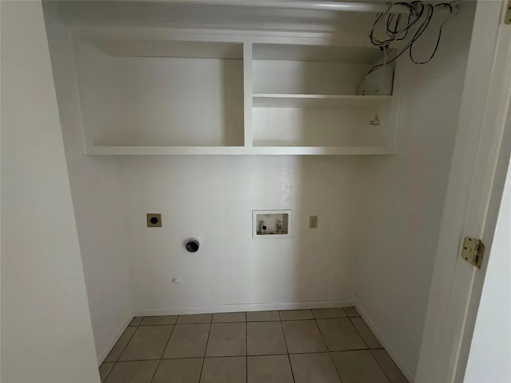 326 Candlewood Place, #324