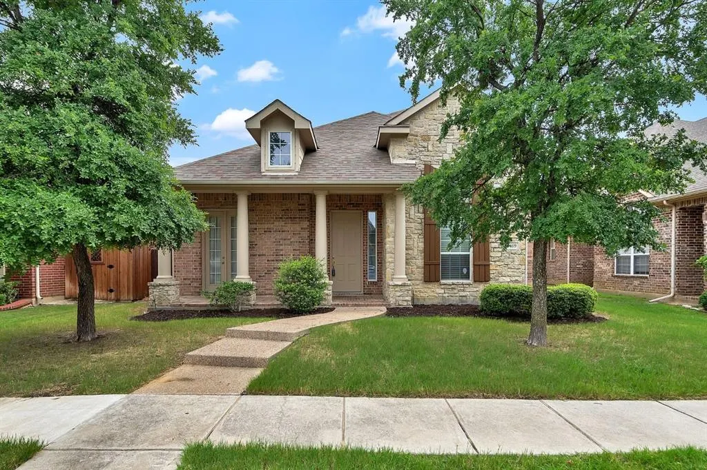 3469 Lincoln Drive