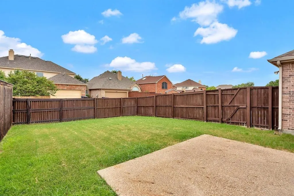 3469 Lincoln Drive