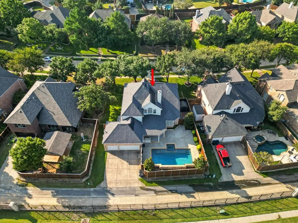 7700 Red Clover Drive