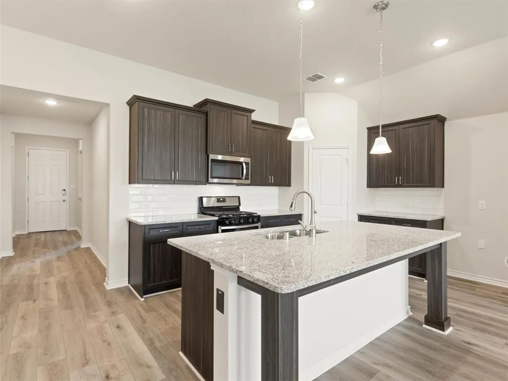 7001 Mapleshade Way