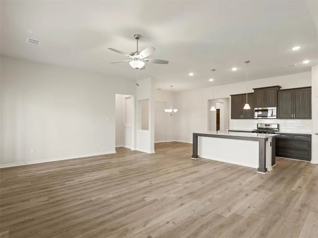 7001 Mapleshade Way