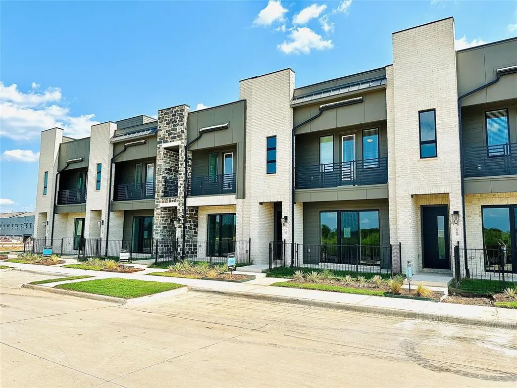 1207 Doris May Drive