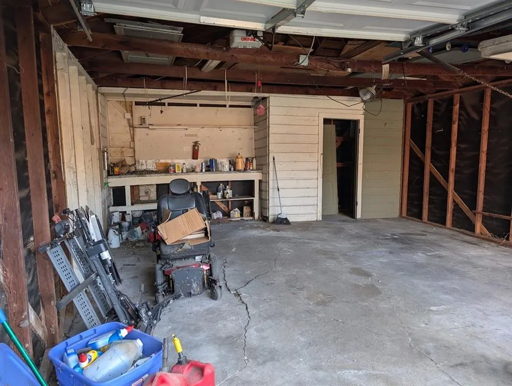 3102 Santa Teresa Avenue
