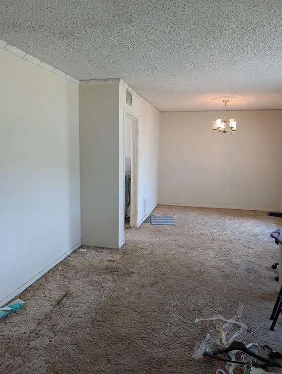 3102 Santa Teresa Avenue