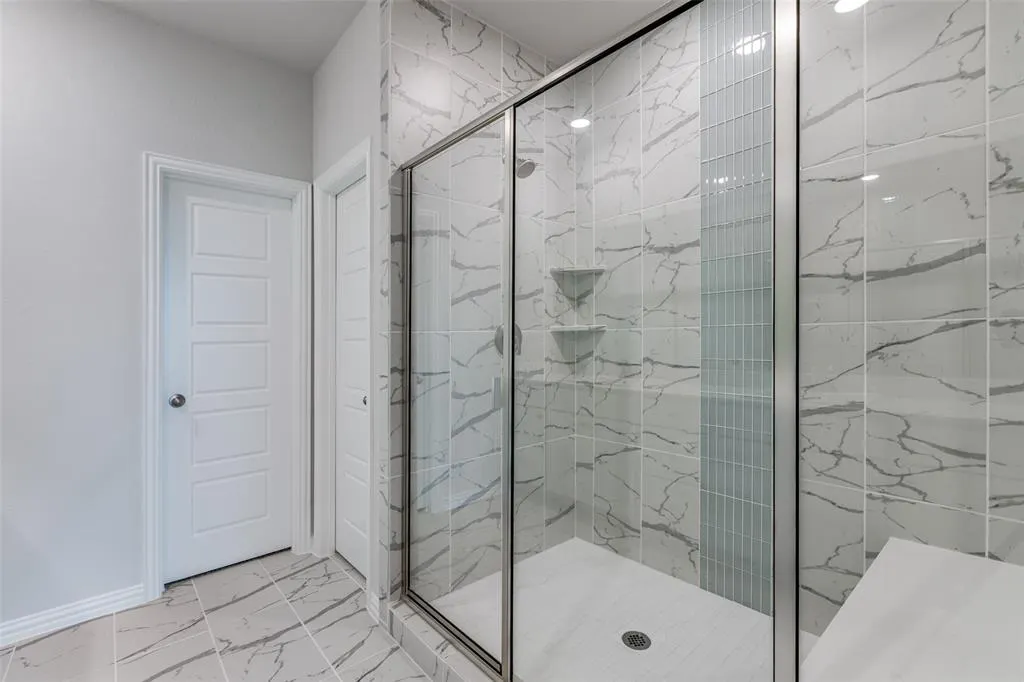 8295 Challenger Lane