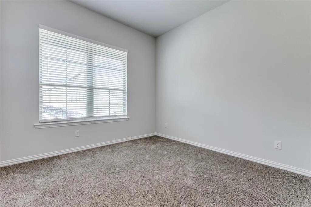 8295 Challenger Lane