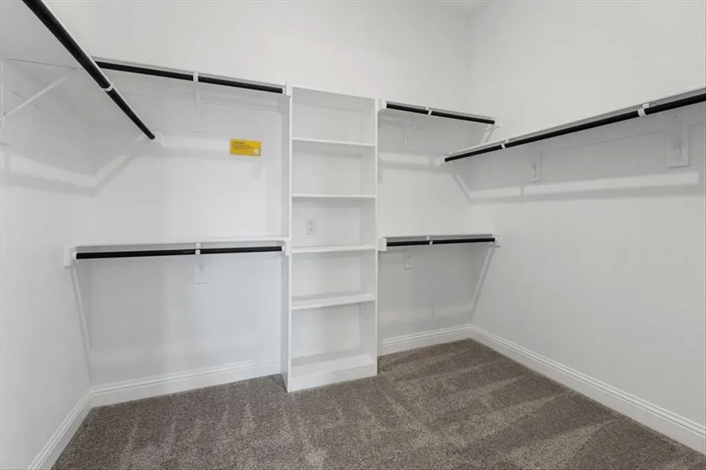 1504 Edgeway
