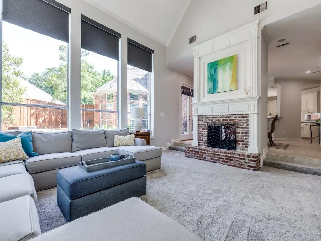 5909 Fossil Ridge Drive