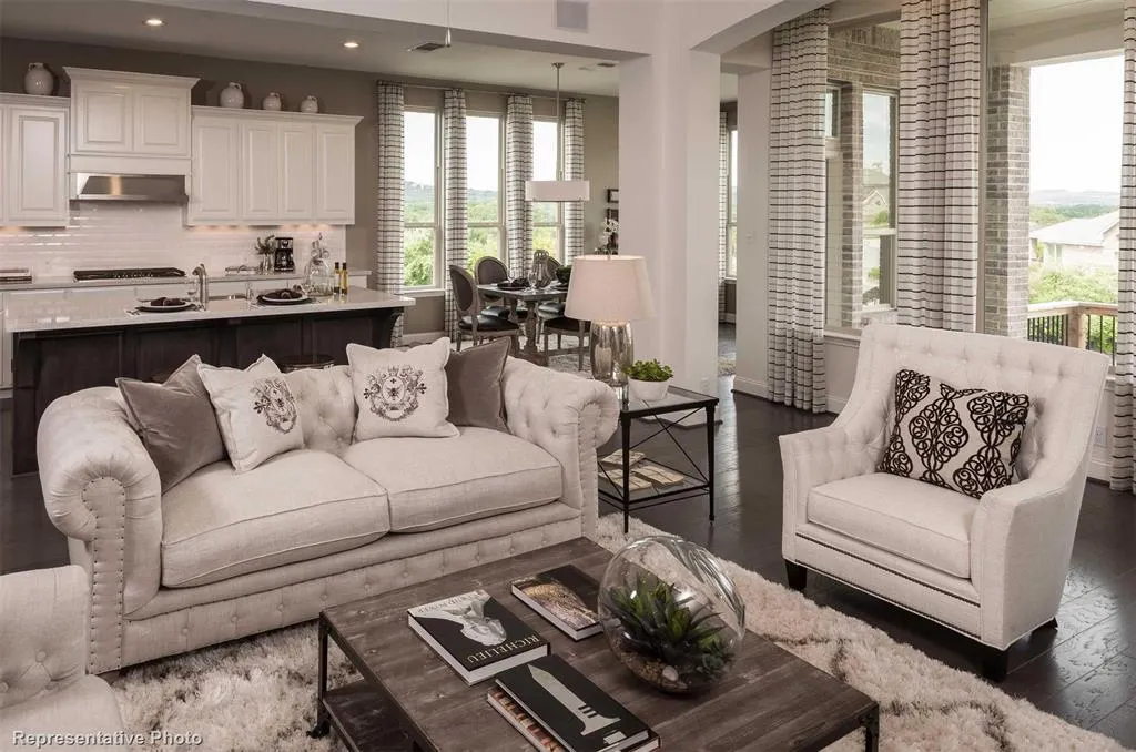 2711 Amber Lane
