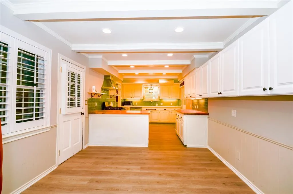 3824 Wagonwheel Court