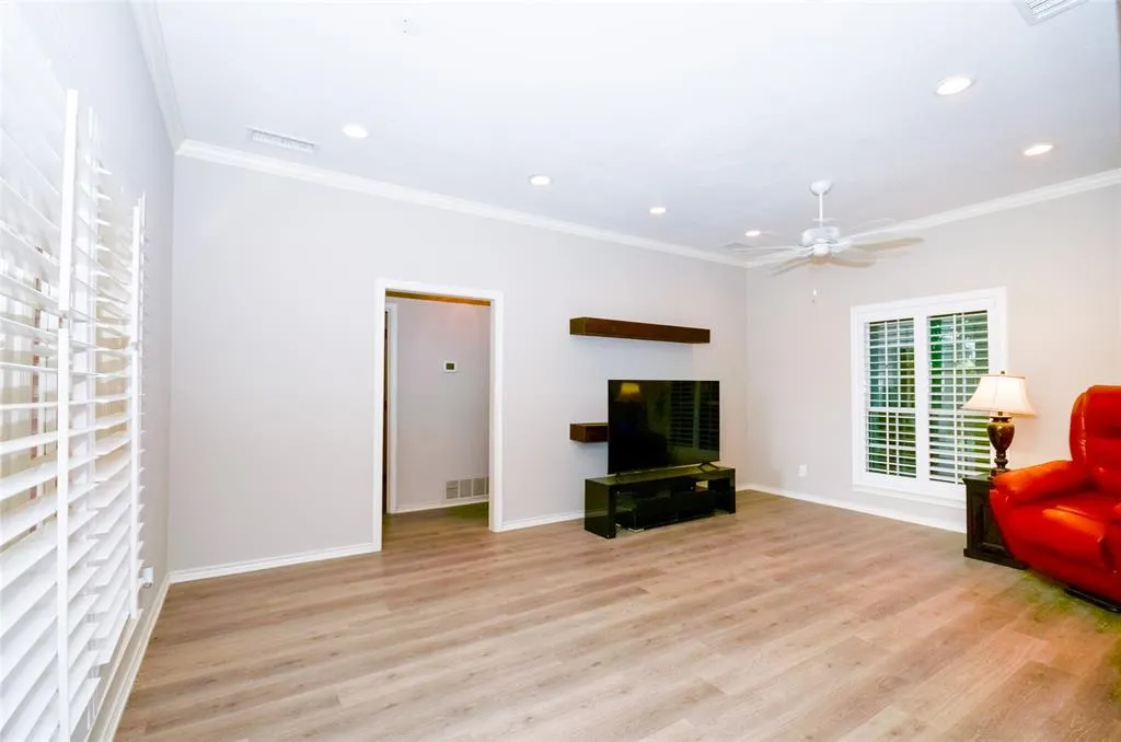 3824 Wagonwheel Court