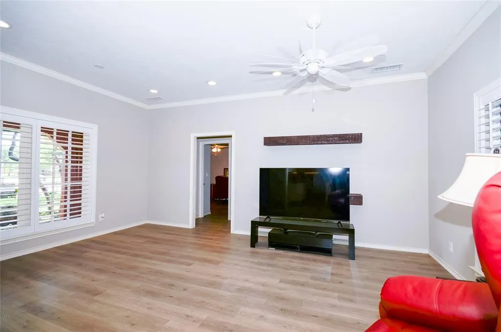 3824 Wagonwheel Court