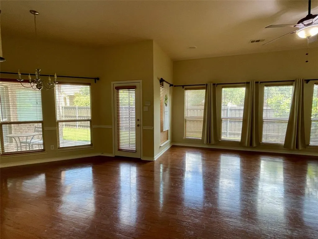 10294 Boyton Canyon Road