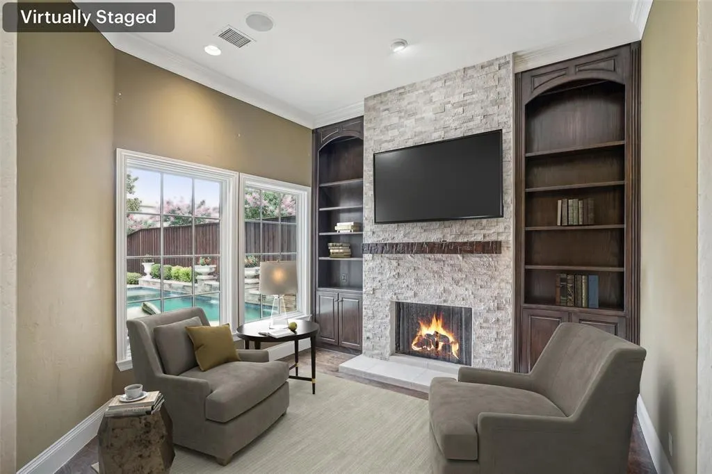5252 Longvue Drive