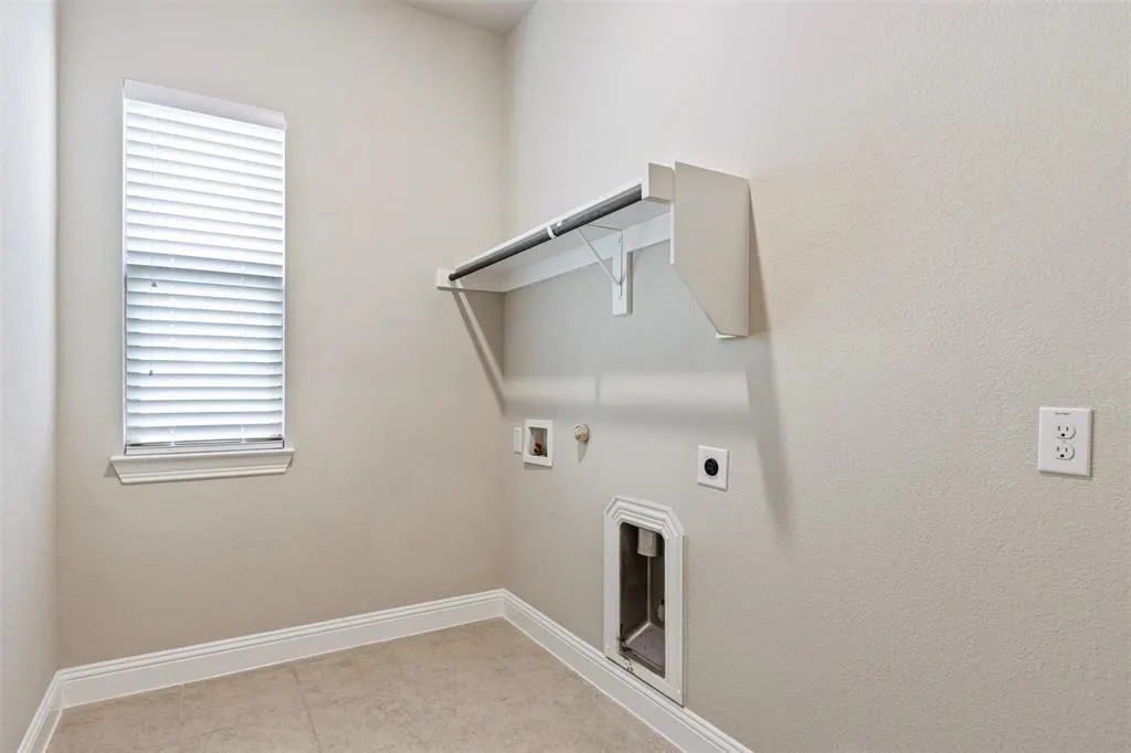 4129 Angelina Drive