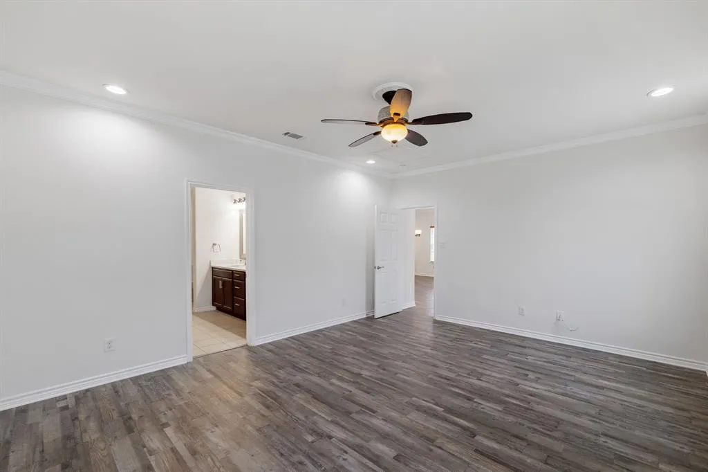 6401 Texana Way