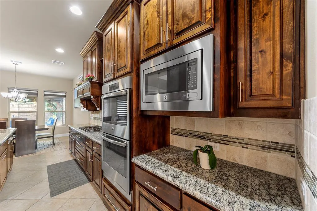 6571 Detweiller Drive