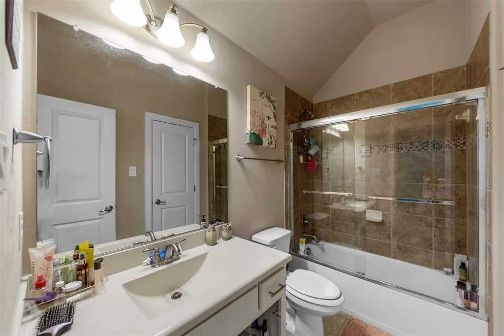 6571 Detweiller Drive