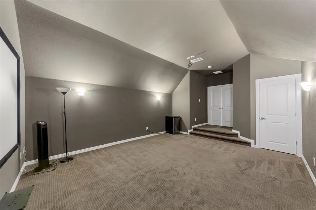 6571 Detweiller Drive