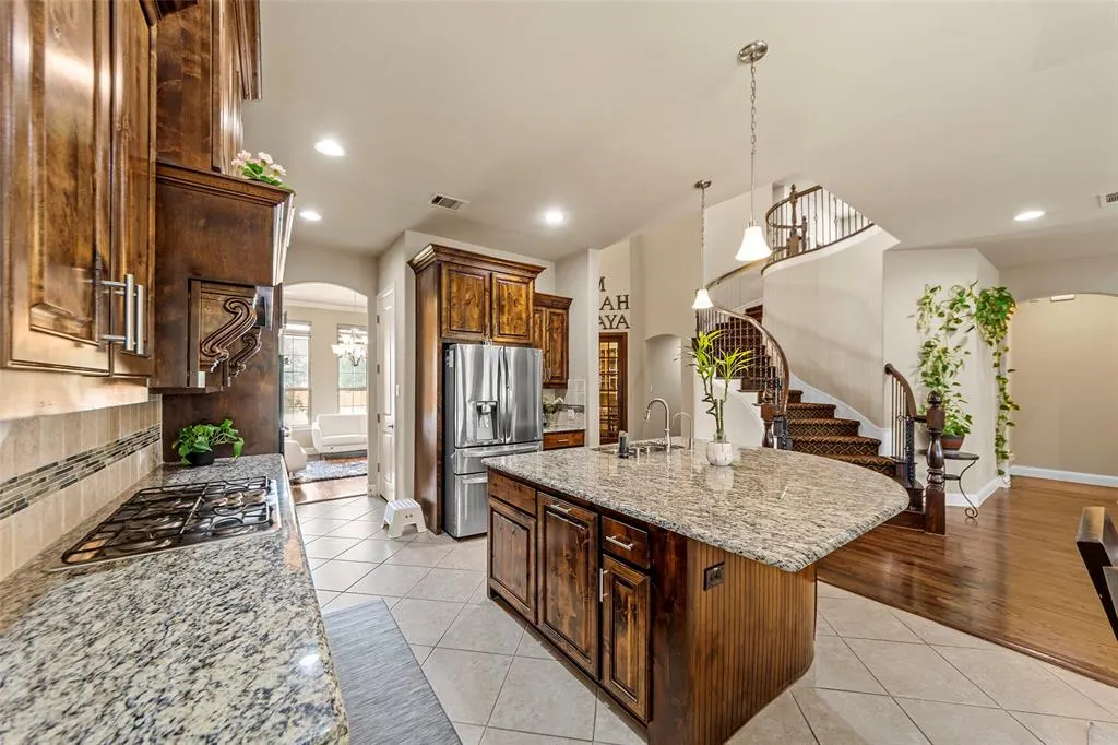 6571 Detweiller Drive