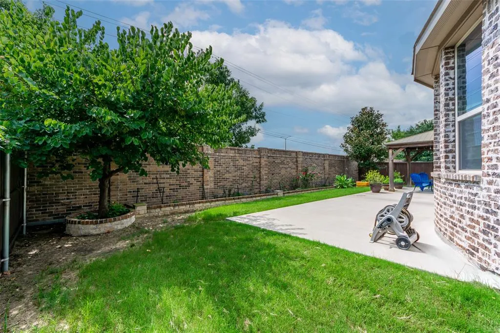 6571 Detweiller Drive