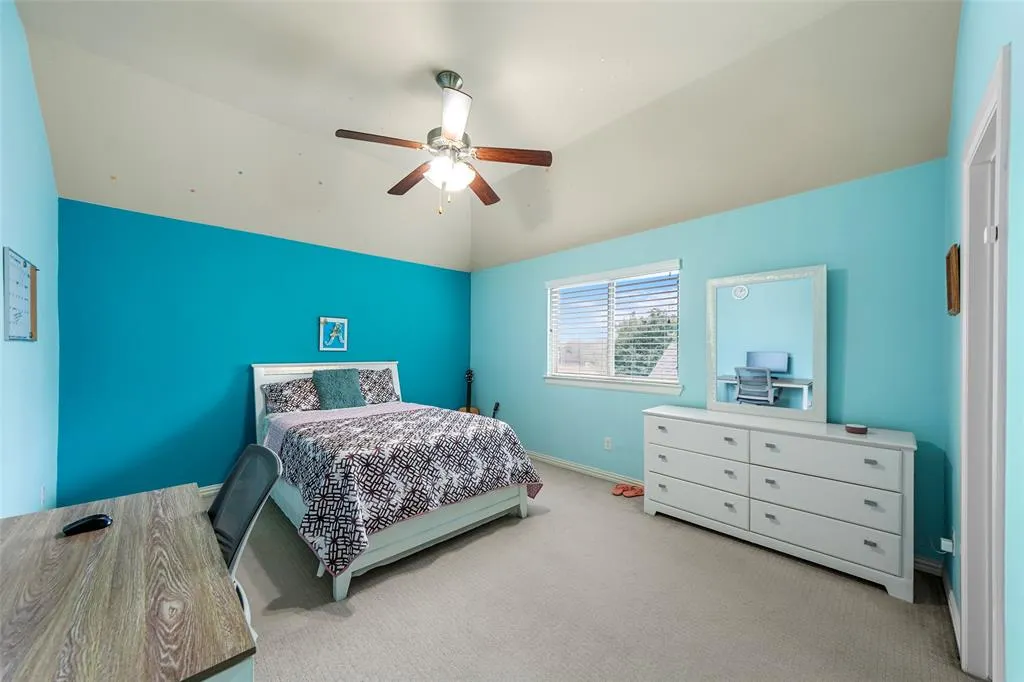 6571 Detweiller Drive