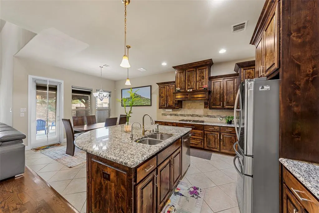6571 Detweiller Drive