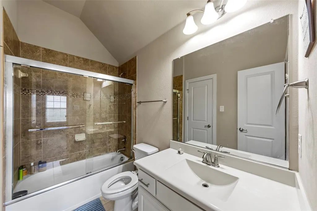 6571 Detweiller Drive