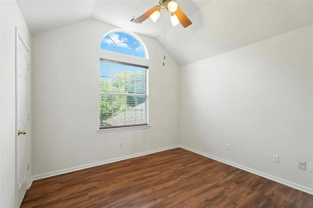 4301 Peggy Lane