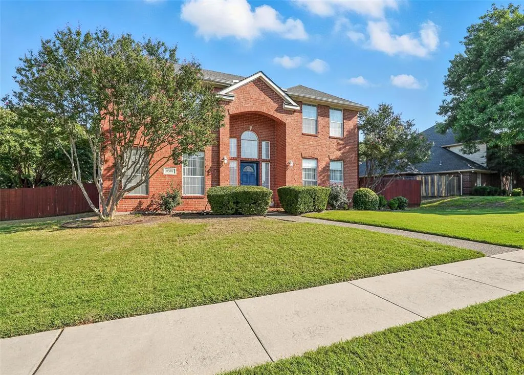 4301 Peggy Lane