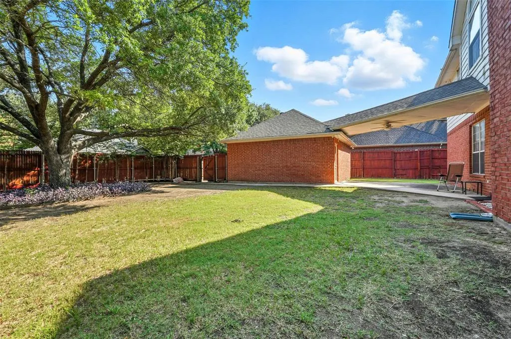 4301 Peggy Lane
