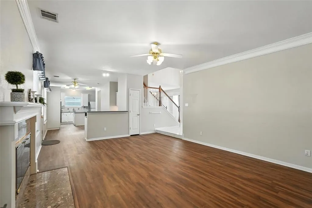 4301 Peggy Lane
