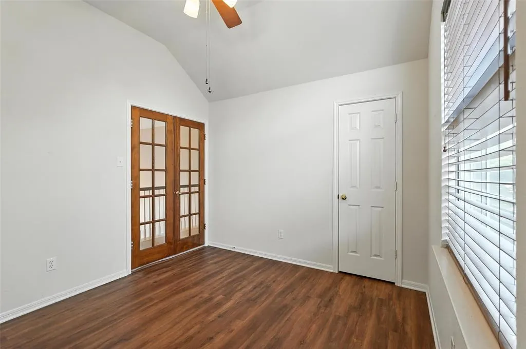 4301 Peggy Lane