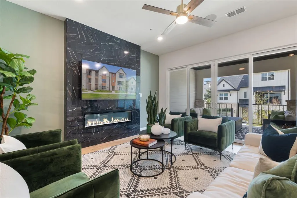 6240 Fortuna Lane