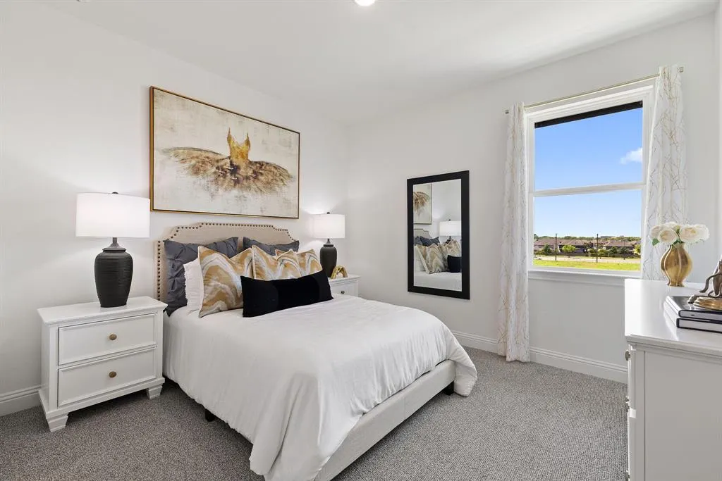 6244 Fortuna Lane